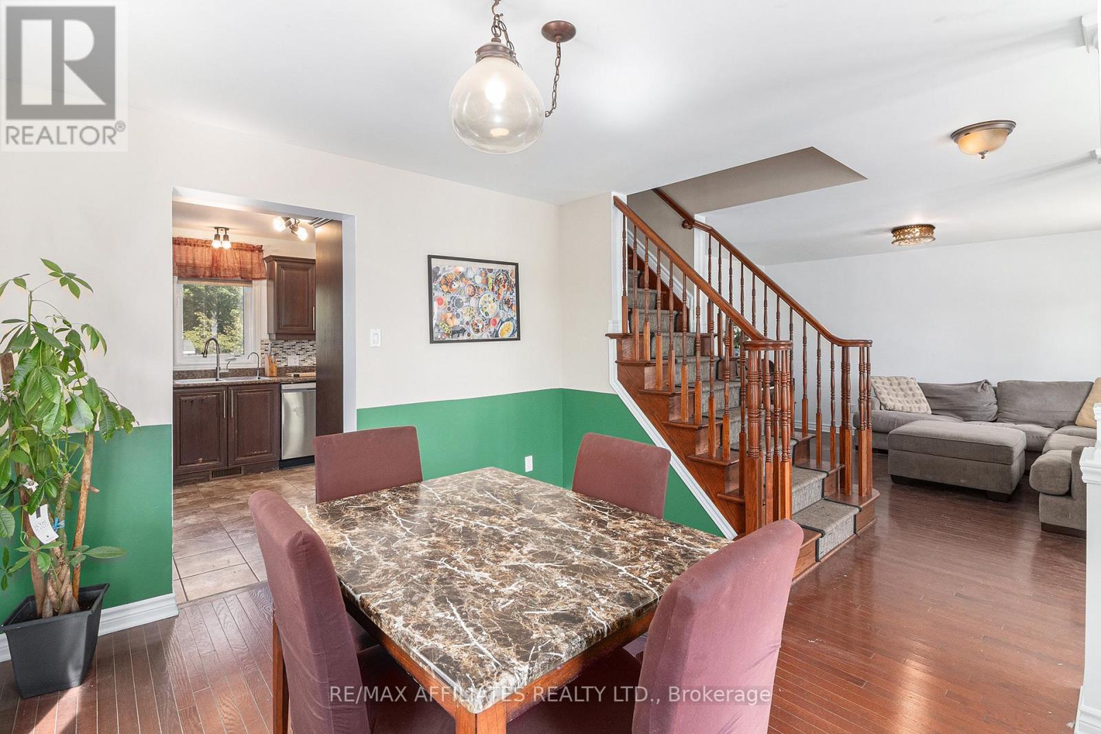 Photo 13 of 34 Oasis Street, The Nation ON