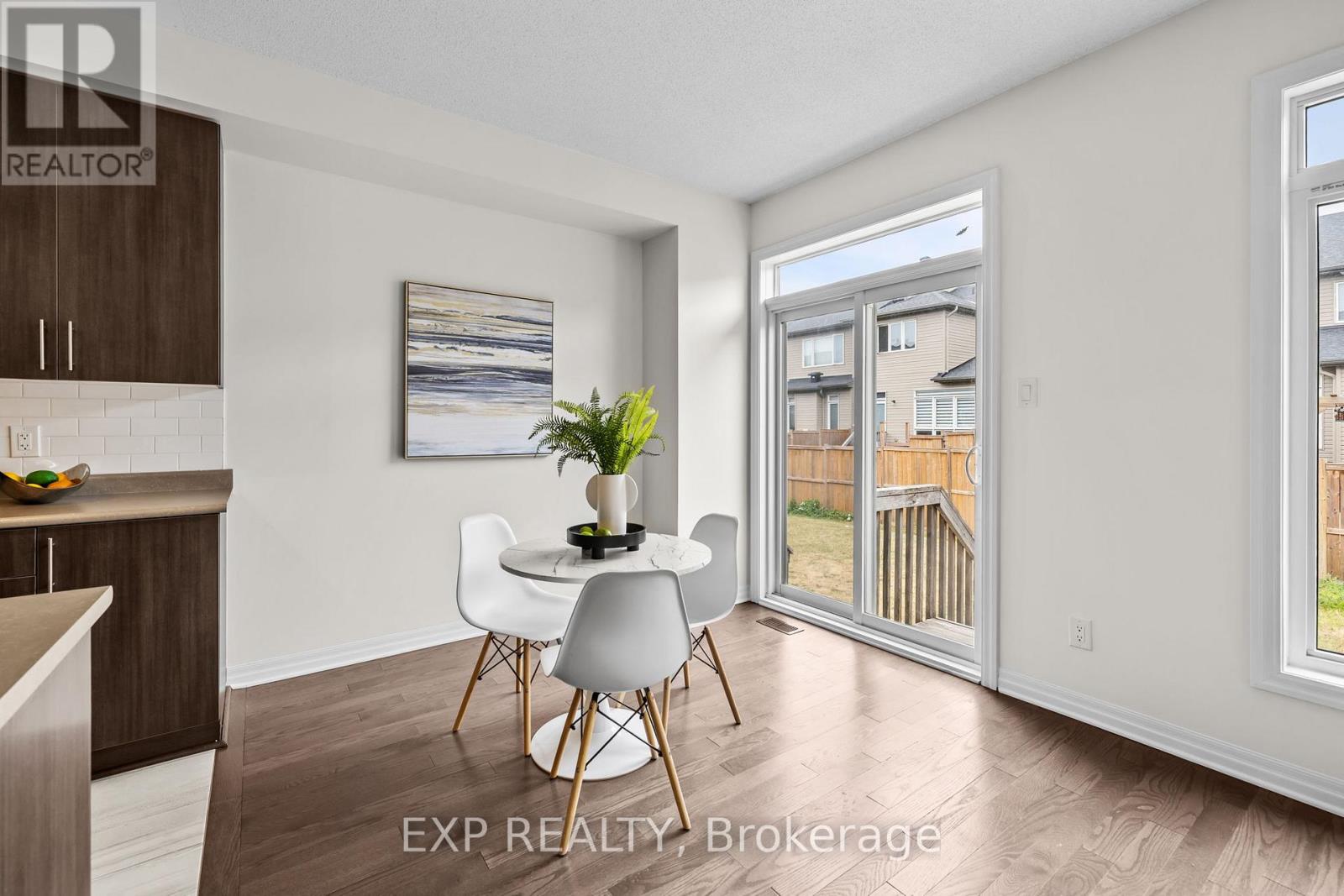 Photo 23 of 157 Overberg Way, Ottawa ON