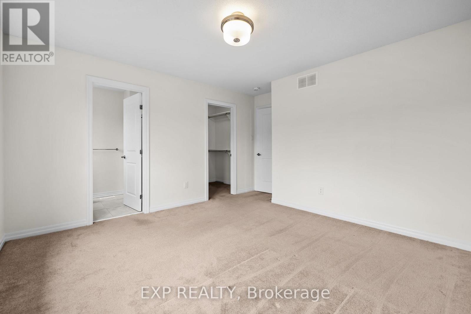 Photo 24 of 157 Overberg Way, Ottawa ON