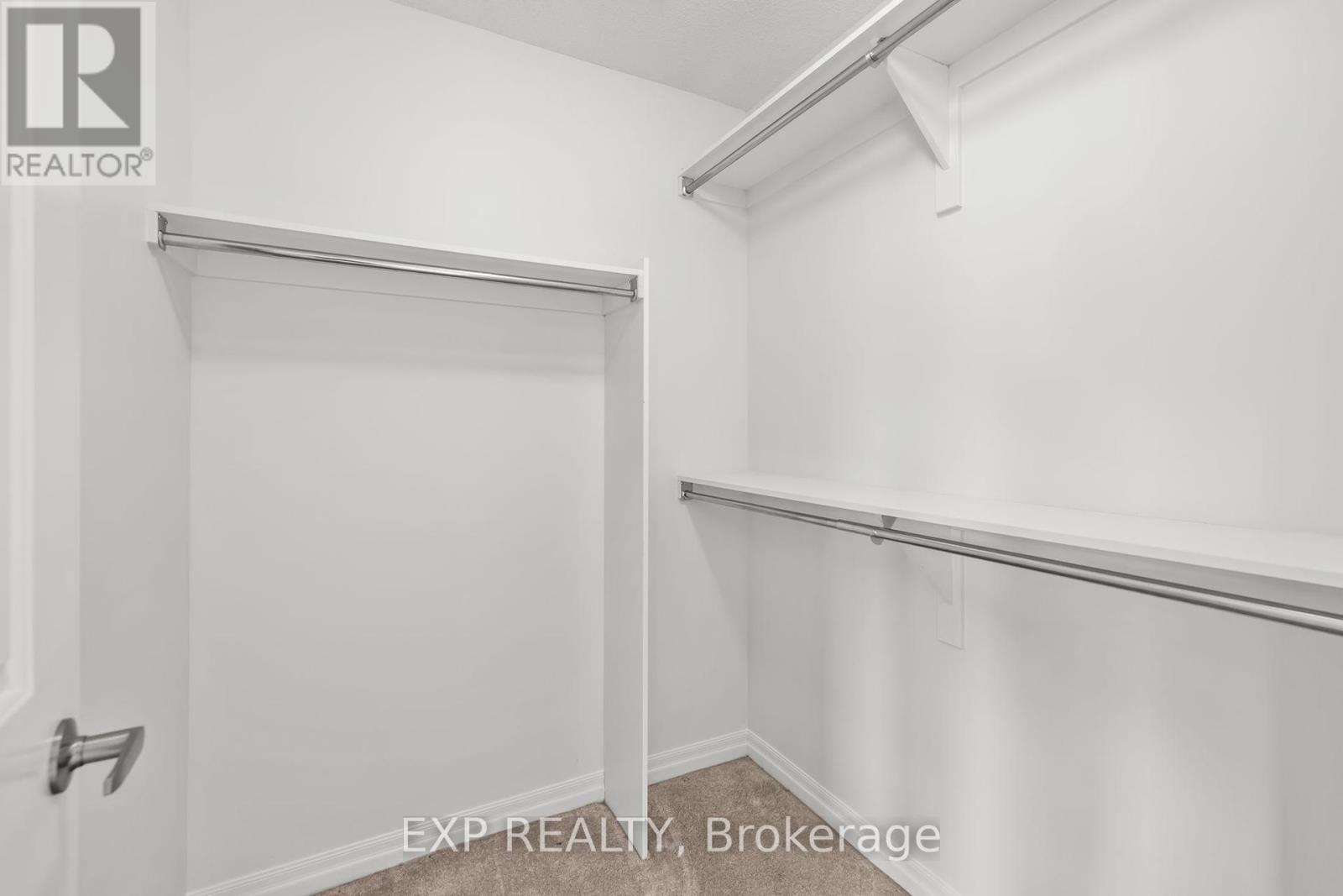 Photo 18 of 157 Overberg Way, Ottawa ON