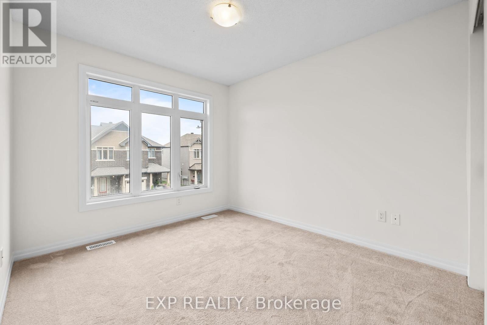 Photo 21 of 157 Overberg Way, Ottawa ON