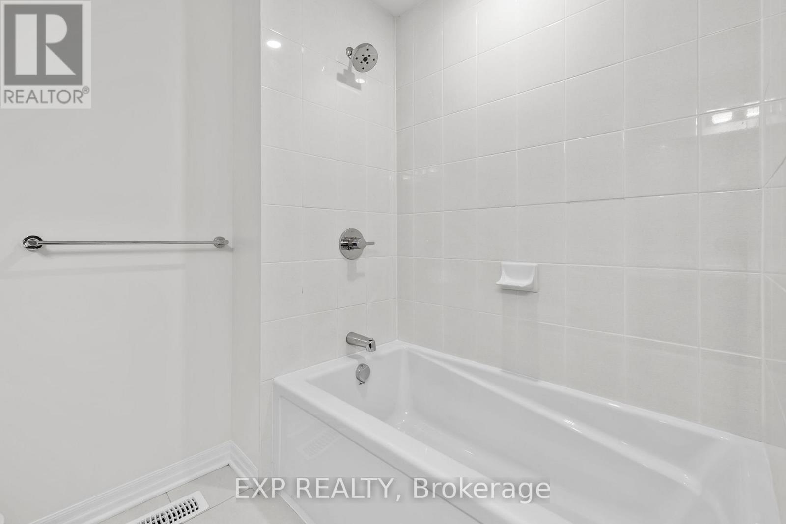 Photo 6 of 157 Overberg Way, Ottawa ON