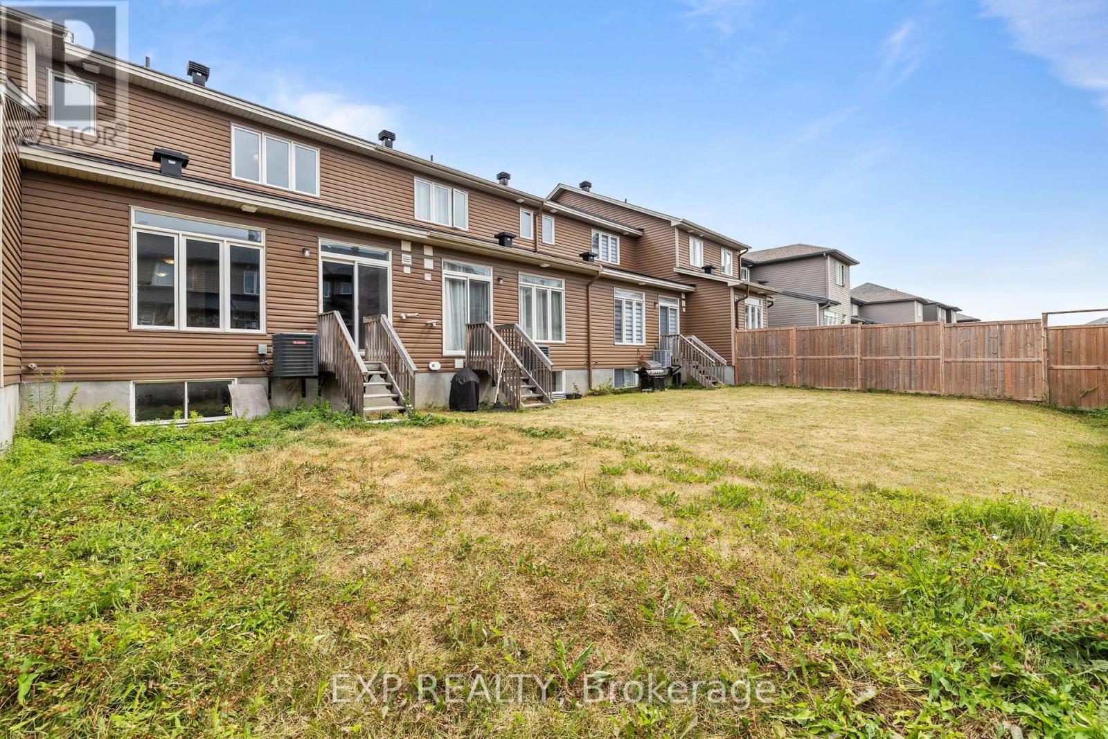 Photo 7 of 157 Overberg Way, Ottawa ON