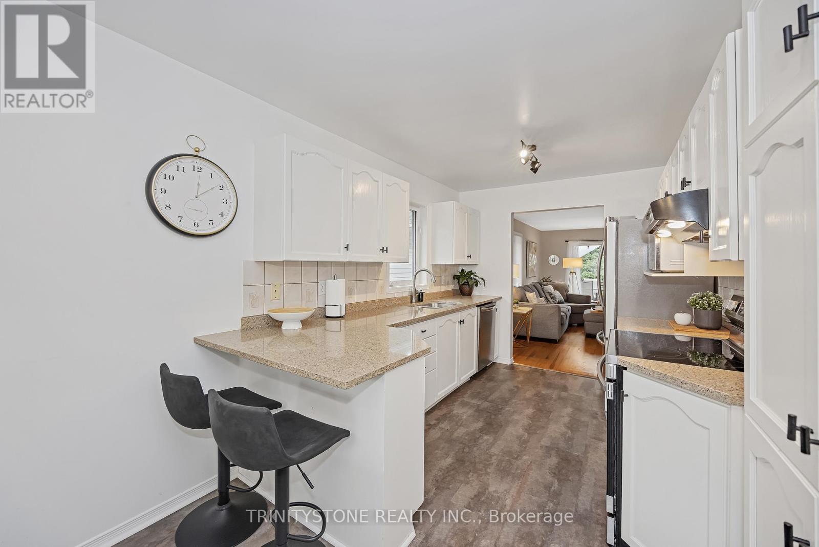 Photo 11 of 6127 Abbott Street E, Ottawa ON