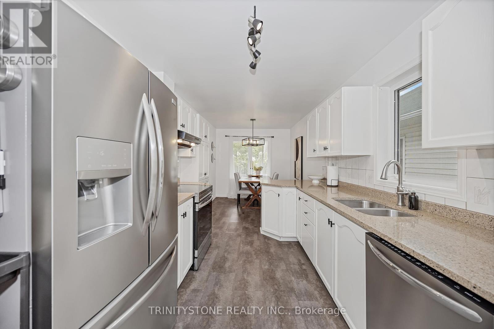 Photo 15 of 6127 Abbott Street E, Ottawa ON