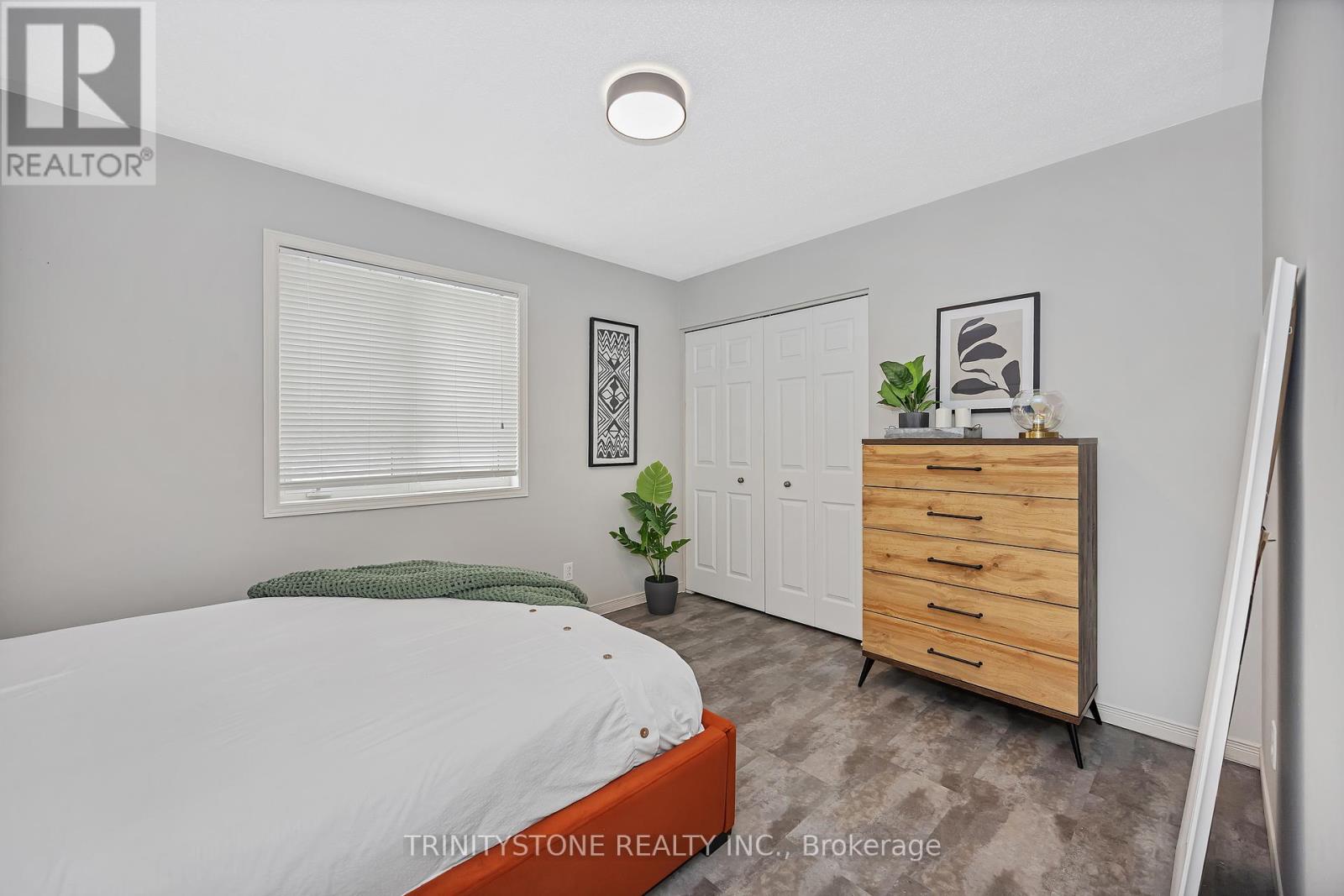 Photo 25 of 6127 Abbott Street E, Ottawa ON