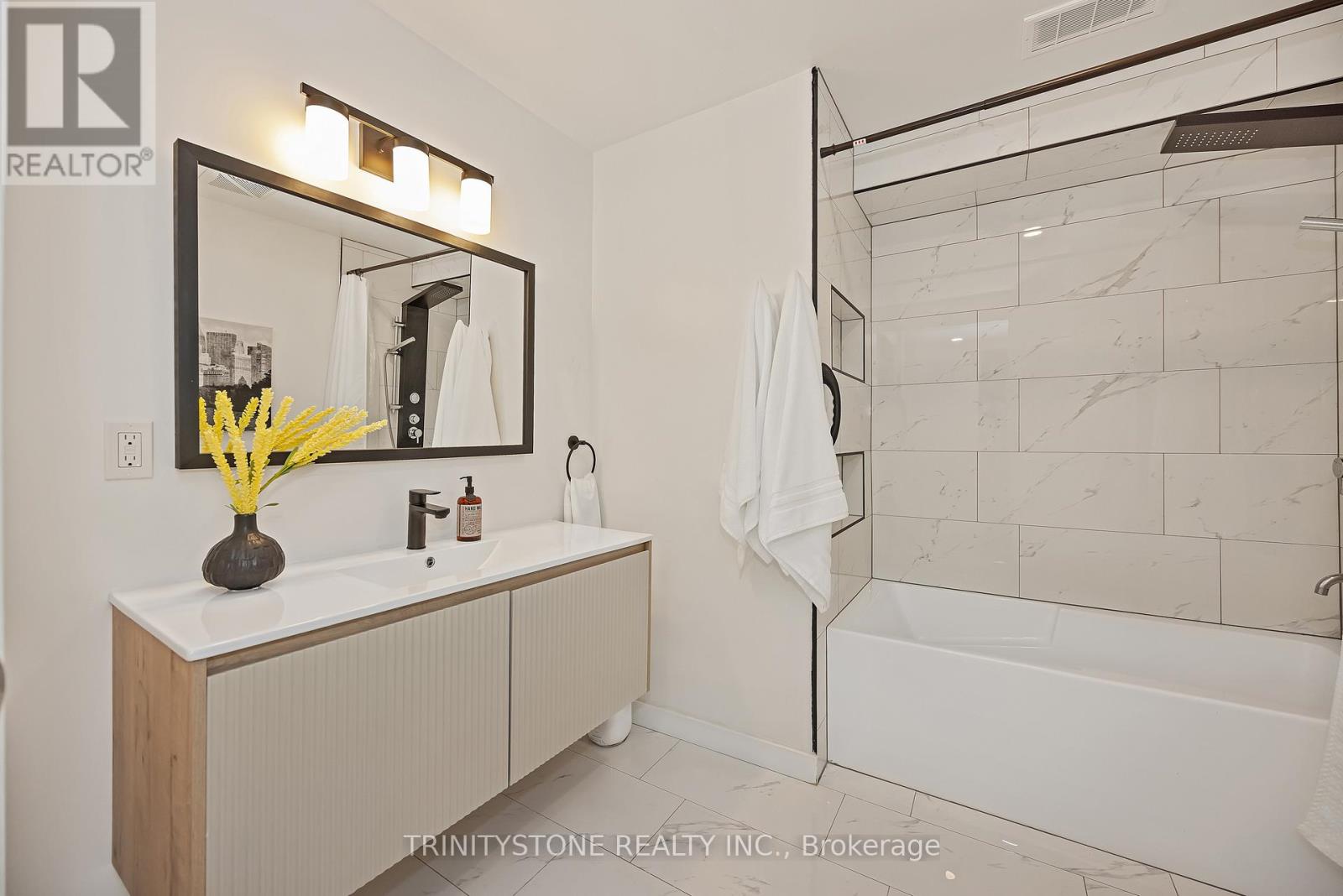 Photo 39 of 6127 Abbott Street E, Ottawa ON