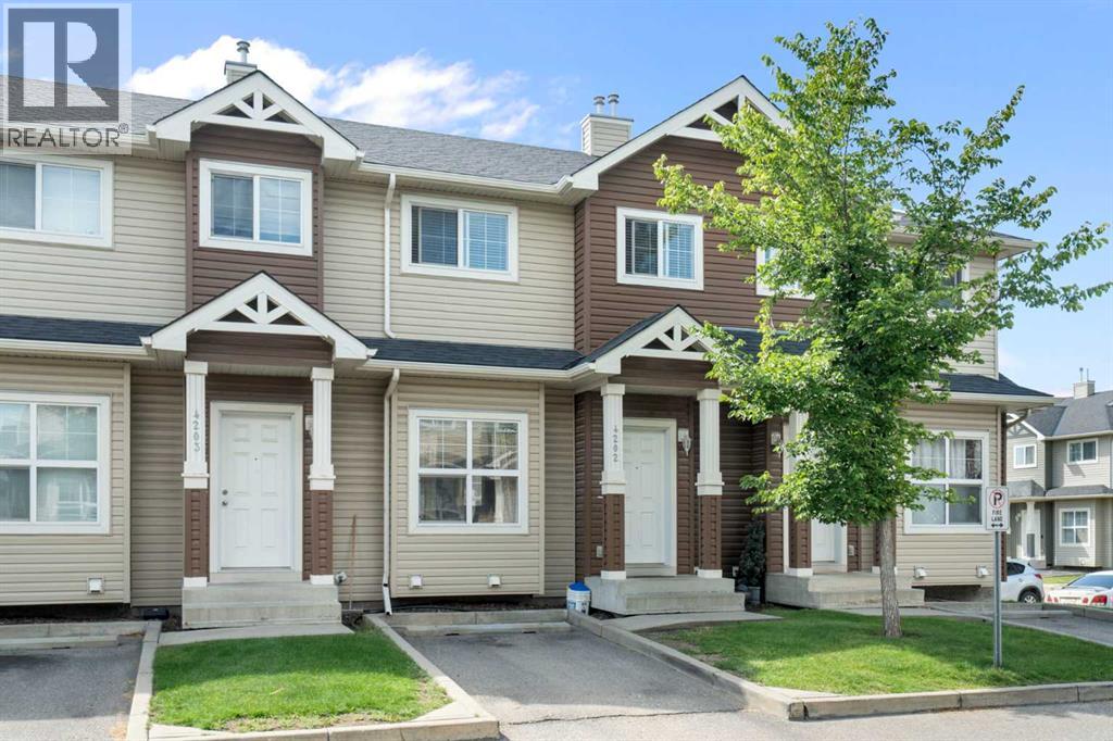 Single Family House for Sale in   Tarawood Lane NE Taradale Calgary 