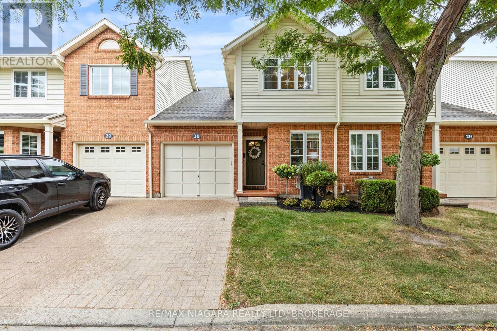 Photo 1 of 28 275 Pelham Road, St Catharines ON