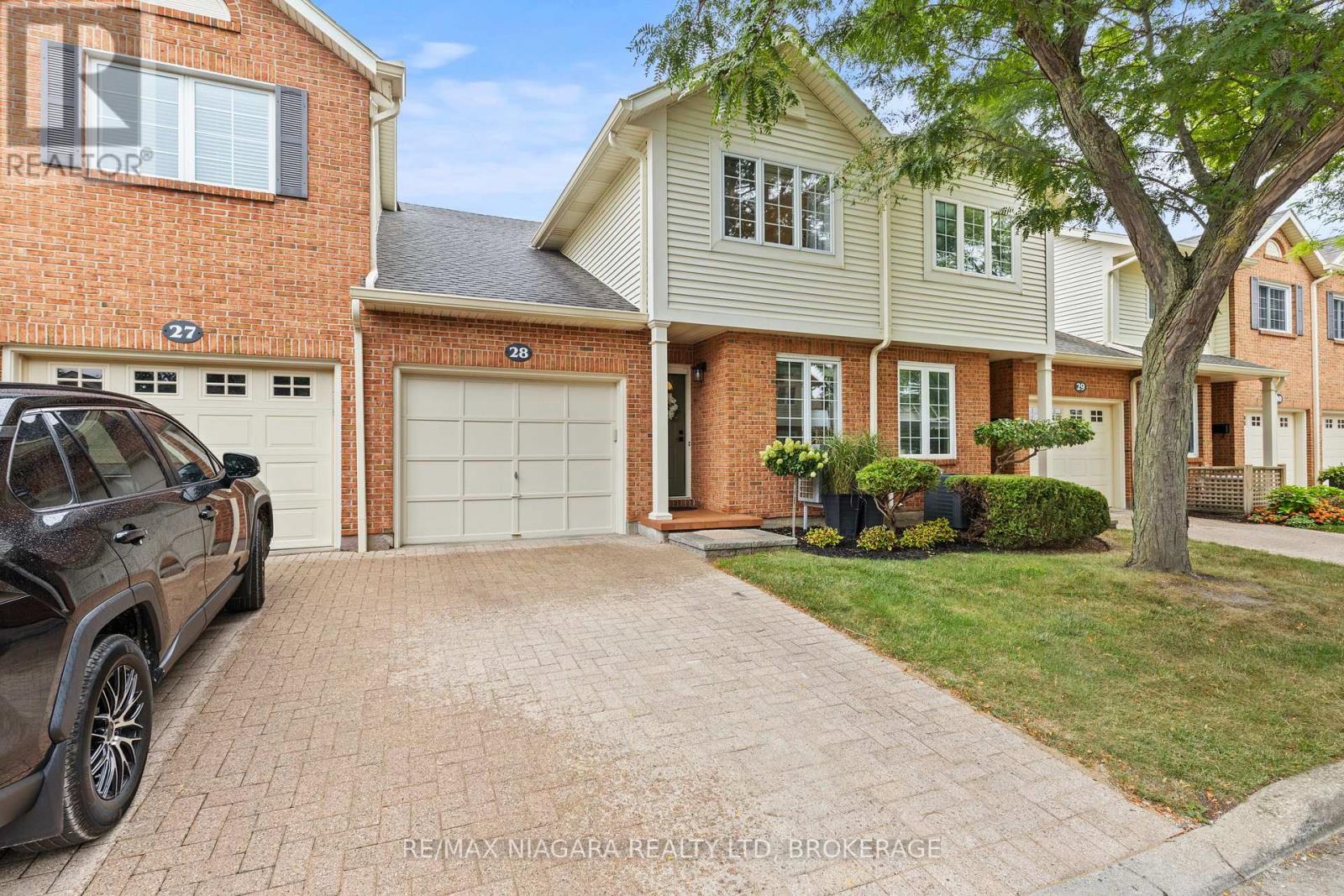 Photo 2 of 28 275 Pelham Road, St Catharines ON