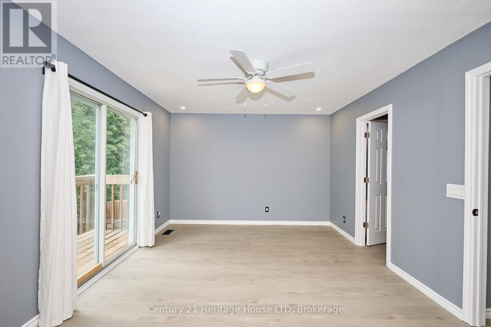Photo 12 of 36 Dodds Court Court, Fort Erie ON
