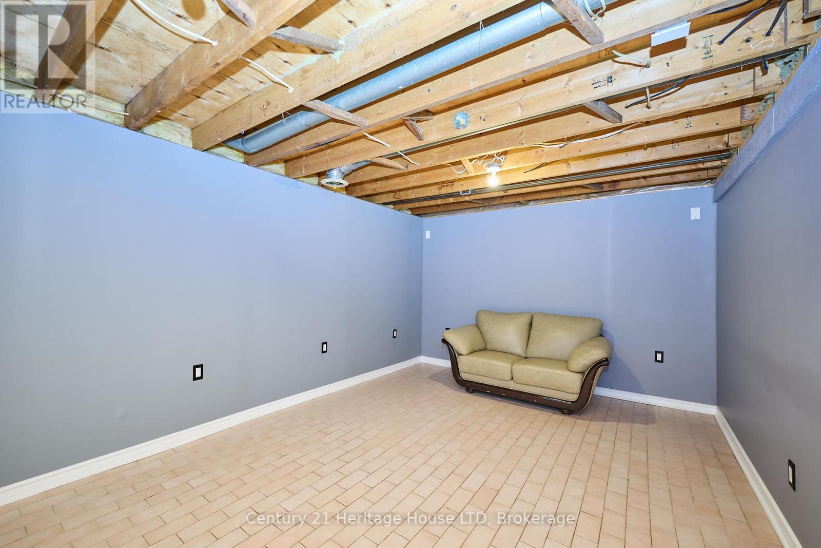 Photo 23 of 36 Dodds Court Court, Fort Erie ON