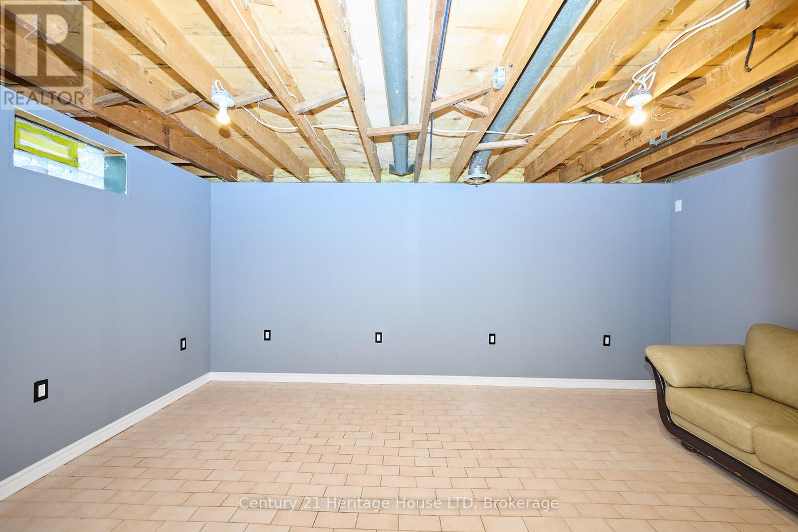 Photo 24 of 36 Dodds Court Court, Fort Erie ON