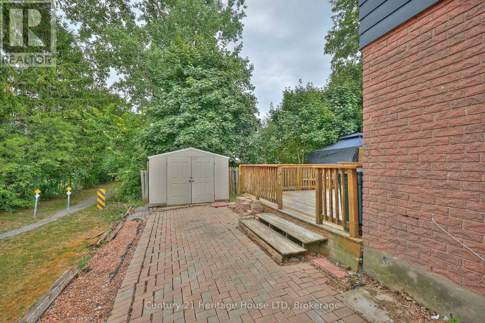 Photo 31 of 36 Dodds Court Court, Fort Erie ON