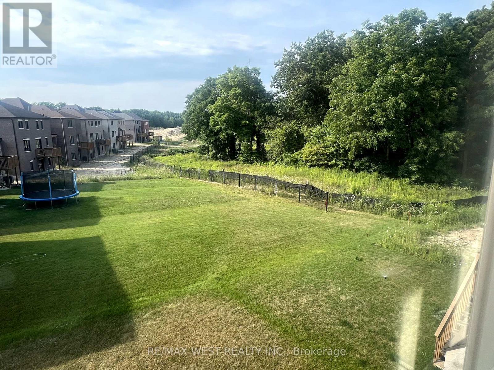 Photo 31 of 88 Strickland Avenue, Brantford ON