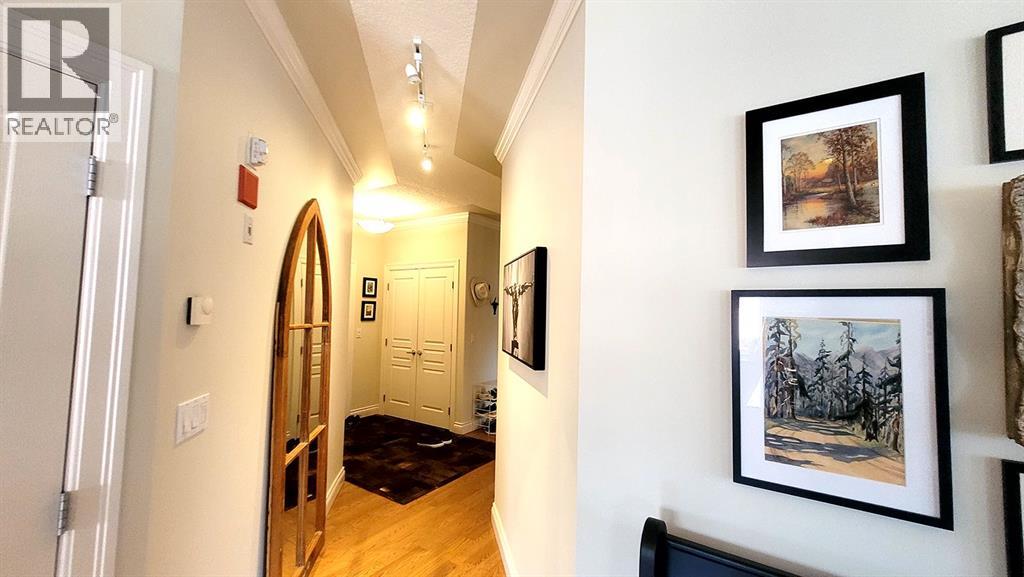 Single Family House for Sale in    Avenue SW Erlton Calgary 