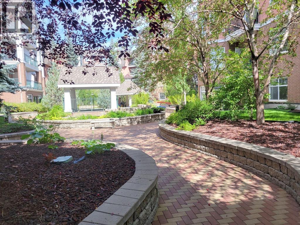 Single Family House for Sale in    Avenue SW Erlton Calgary 