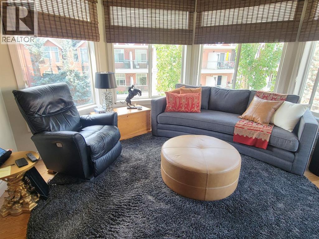 Single Family House for Sale in    Avenue SW Erlton Calgary 
