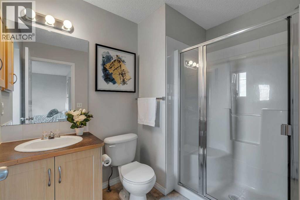 Single Family House 4 Level for Sale in  Copperfield Lane SE Copperfield Calgary 