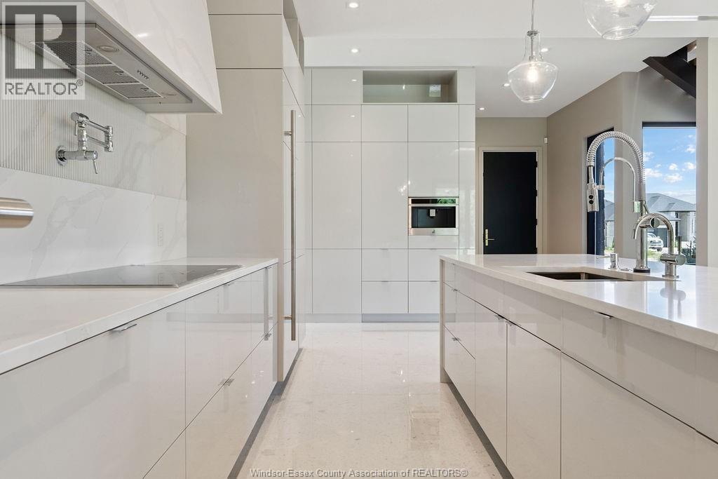 Photo 12 of 152 Grandview Avenue, Kingsville ON