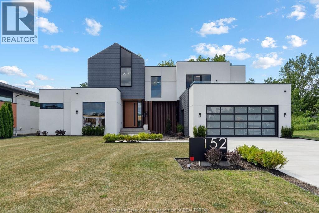 Photo 1 of 152 Grandview Avenue, Kingsville ON
