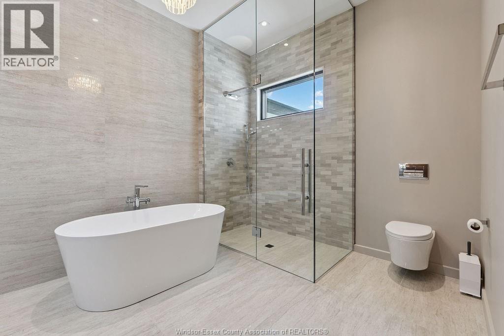 Photo 21 of 152 Grandview Avenue, Kingsville ON