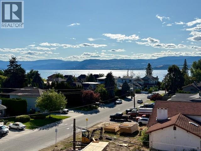4495 Walker Road Unit# 3, Kelowna