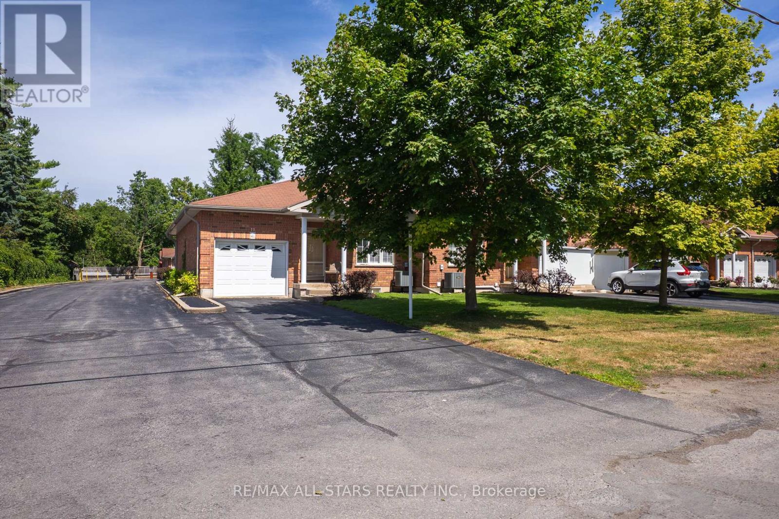 Photo 44 of 11 111 Colborne Street, Kawartha Lakes ON