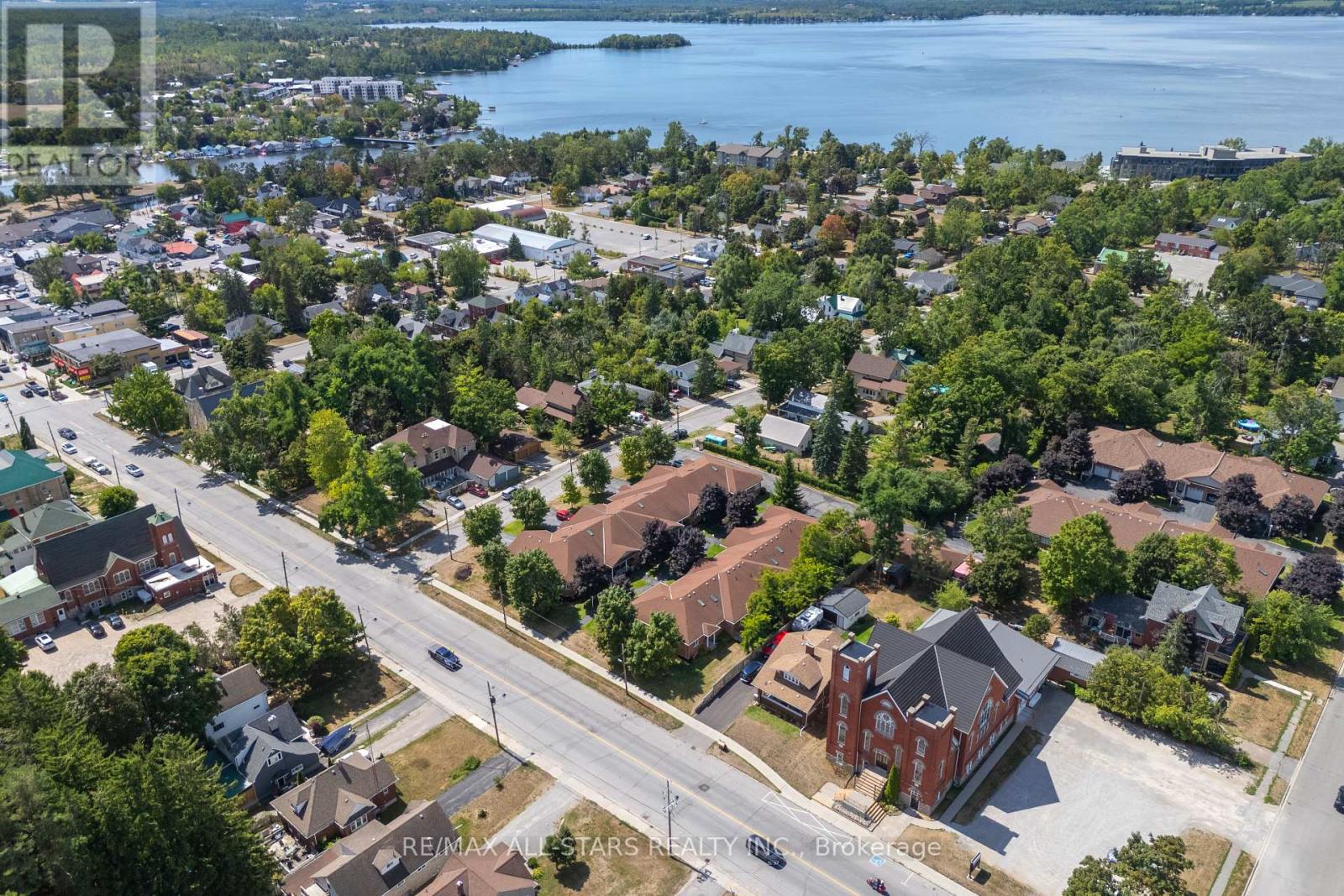Photo 10 of 11 111 Colborne Street, Kawartha Lakes ON