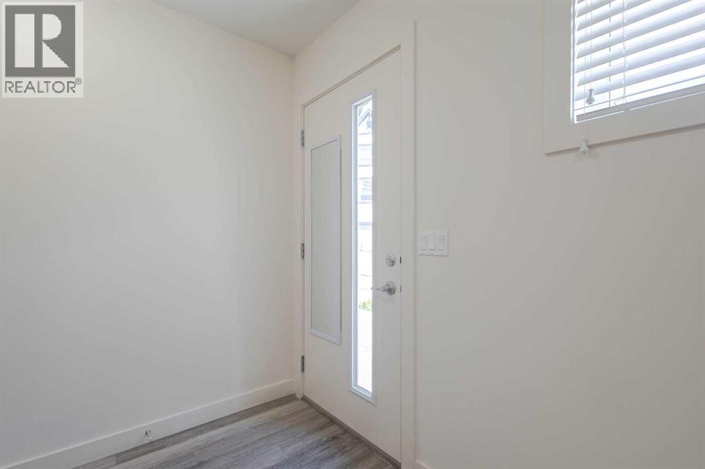 Single Family House for Sale in   Evanscrest Mews NW Evanston Calgary 
