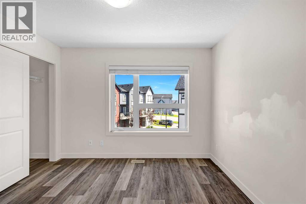 Single Family House for Sale in   Evanscrest Mews NW Evanston Calgary 