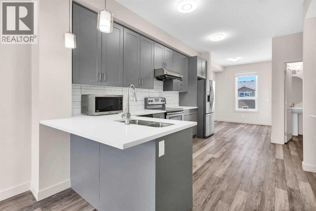 Single Family House for Sale in   Evanscrest Mews NW Evanston Calgary 