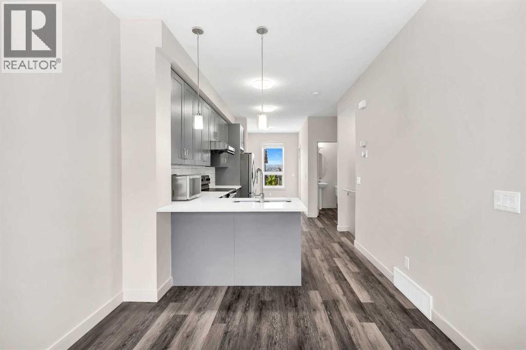 Single Family House for Sale in   Evanscrest Mews NW Evanston Calgary 