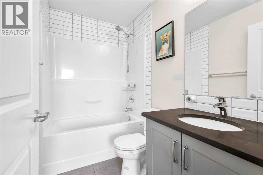 Single Family House for Sale in   Evanscrest Mews NW Evanston Calgary 