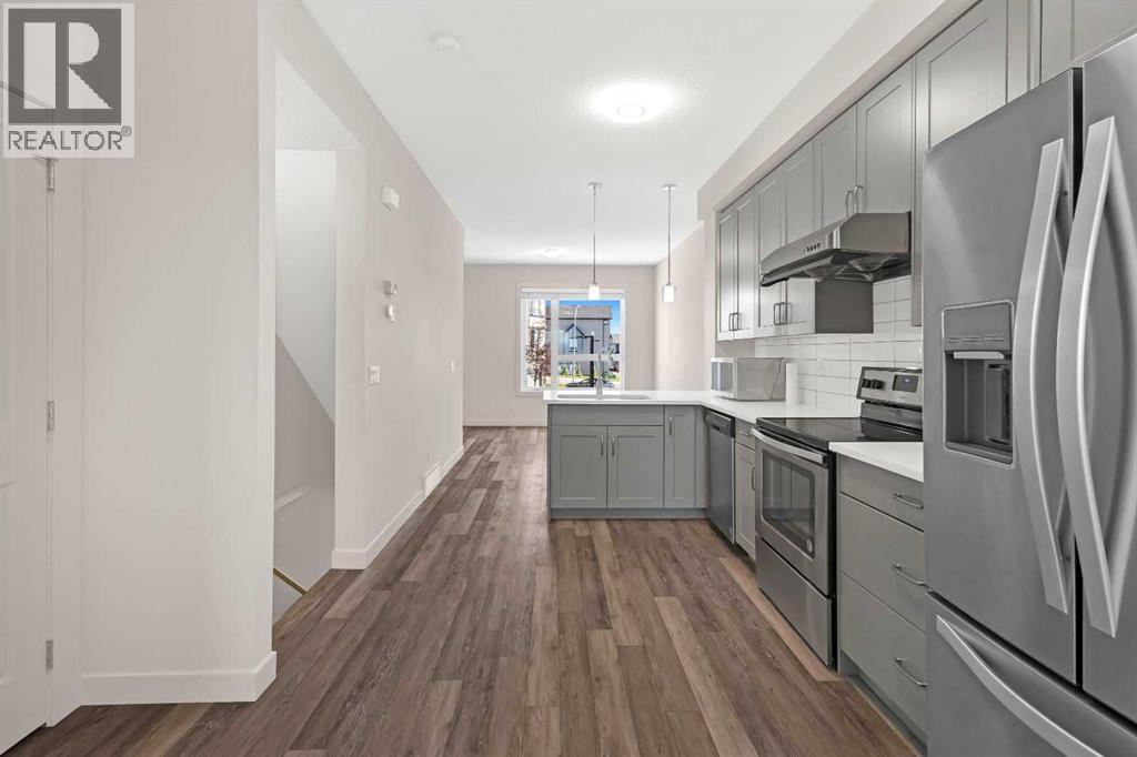 Single Family House for Sale in   Evanscrest Mews NW Evanston Calgary 
