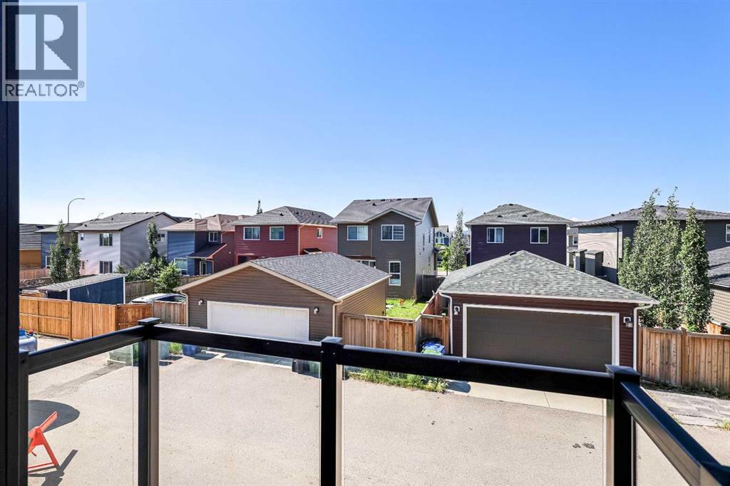Single Family House for Sale in   Evanscrest Mews NW Evanston Calgary 