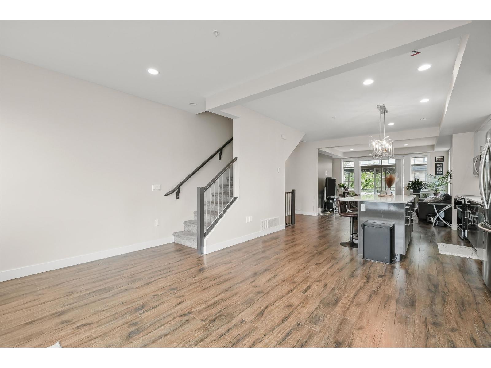 Photo 11 of 42 8413 Midtown Way Chilliwack Proper South, Chilliwack BC