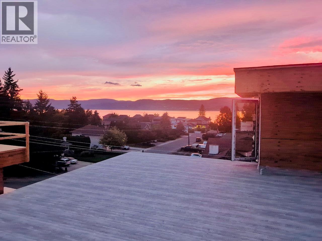 2 4495 Walker Road, Kelowna
