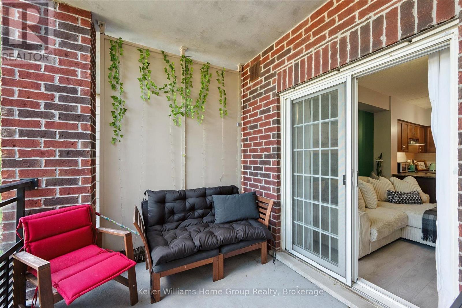 Photo 15 of 104 1440 Gordon Street, Guelph ON