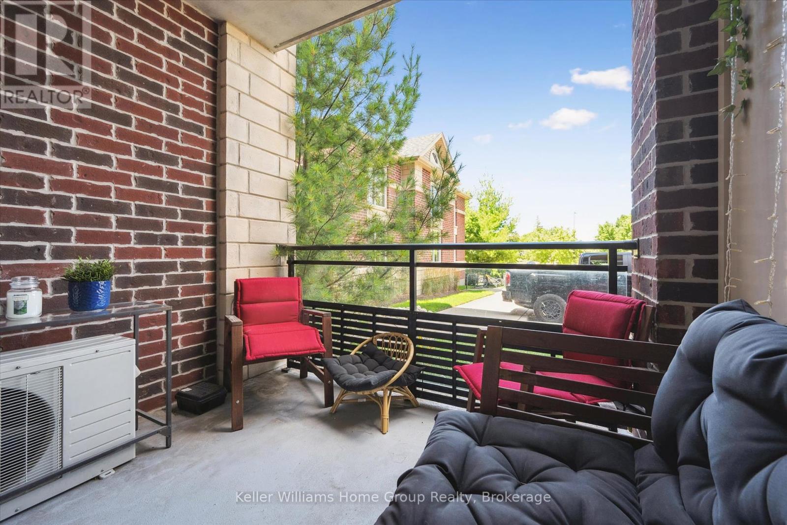 Photo 17 of 104 1440 Gordon Street, Guelph ON