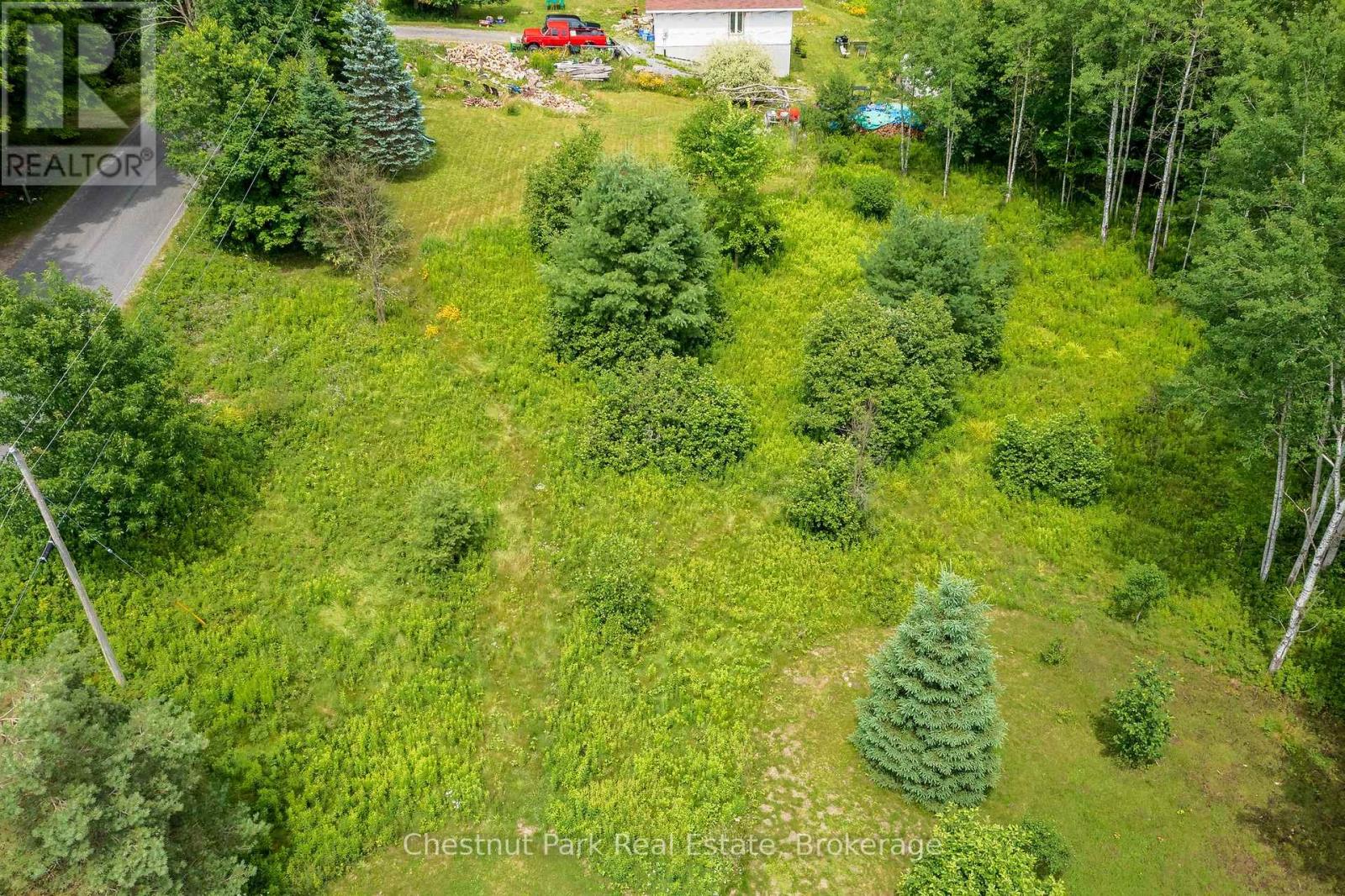 Photo 1 of 17 Vernon Lane, Huntsville ON