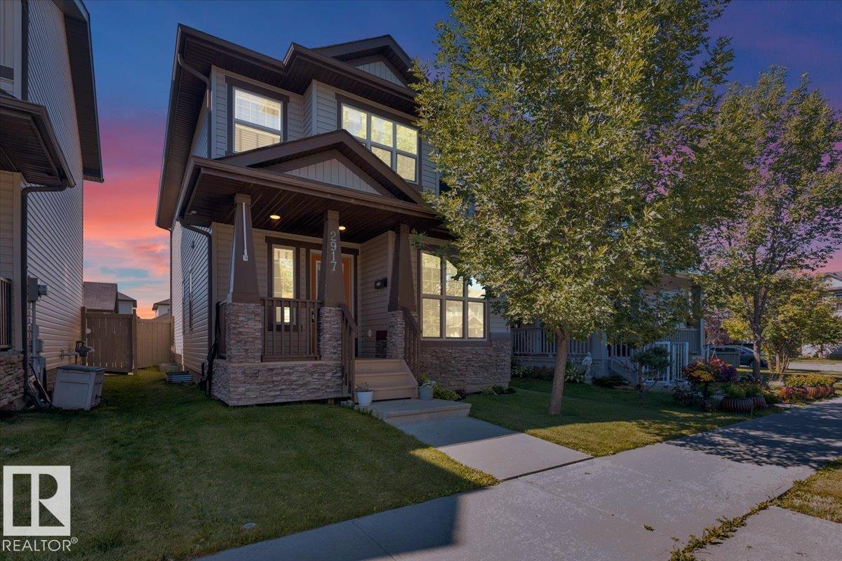 Photo 23 of 2917 21 A Av Nw, Edmonton AB