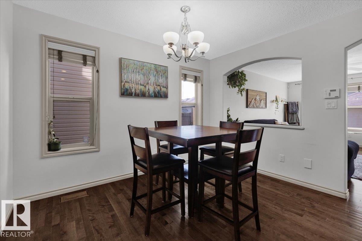 Photo 25 of 2917 21 A Av Nw, Edmonton AB