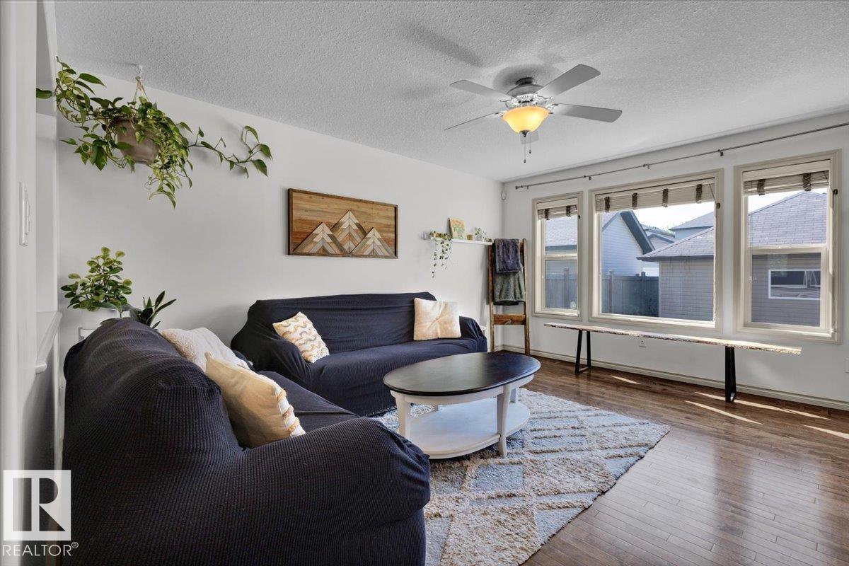 Photo 18 of 2917 21 A Av Nw, Edmonton AB