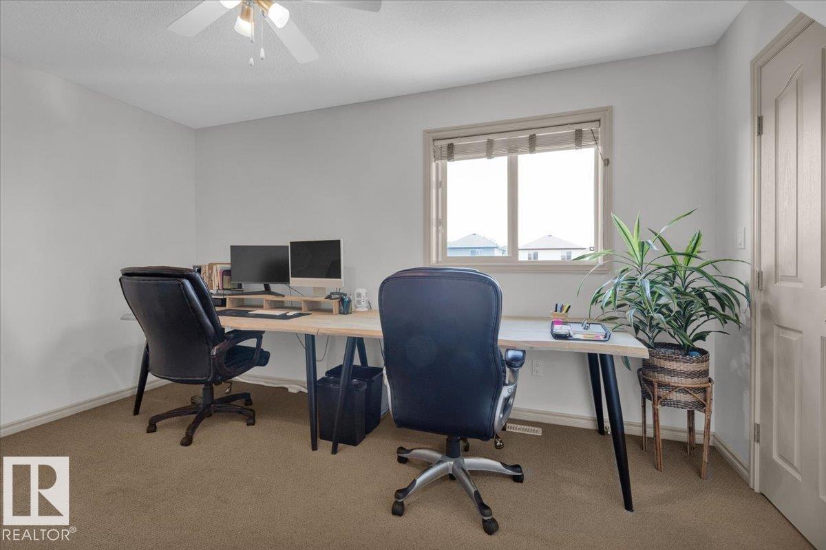 Photo 5 of 2917 21 A Av Nw, Edmonton AB