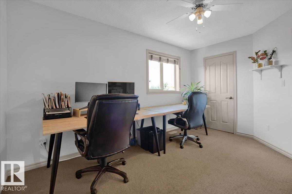 Photo 35 of 2917 21 A Av Nw, Edmonton AB