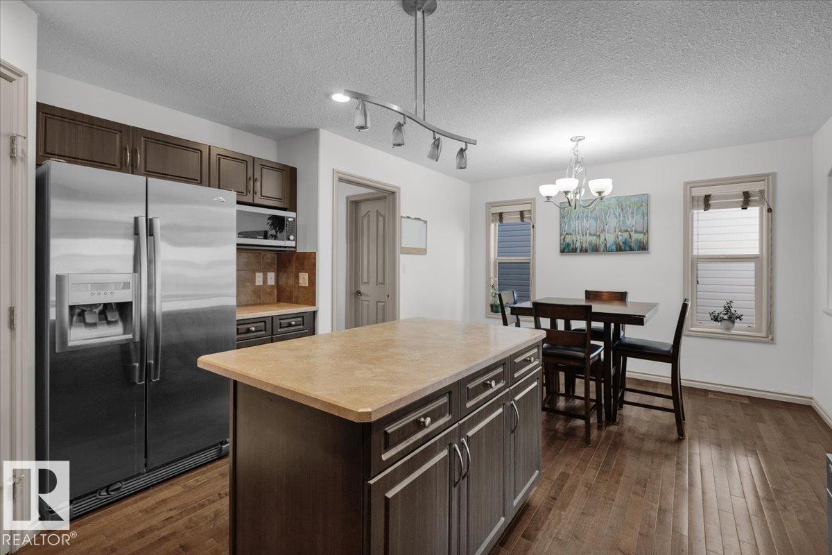 Photo 42 of 2917 21 A Av Nw, Edmonton AB