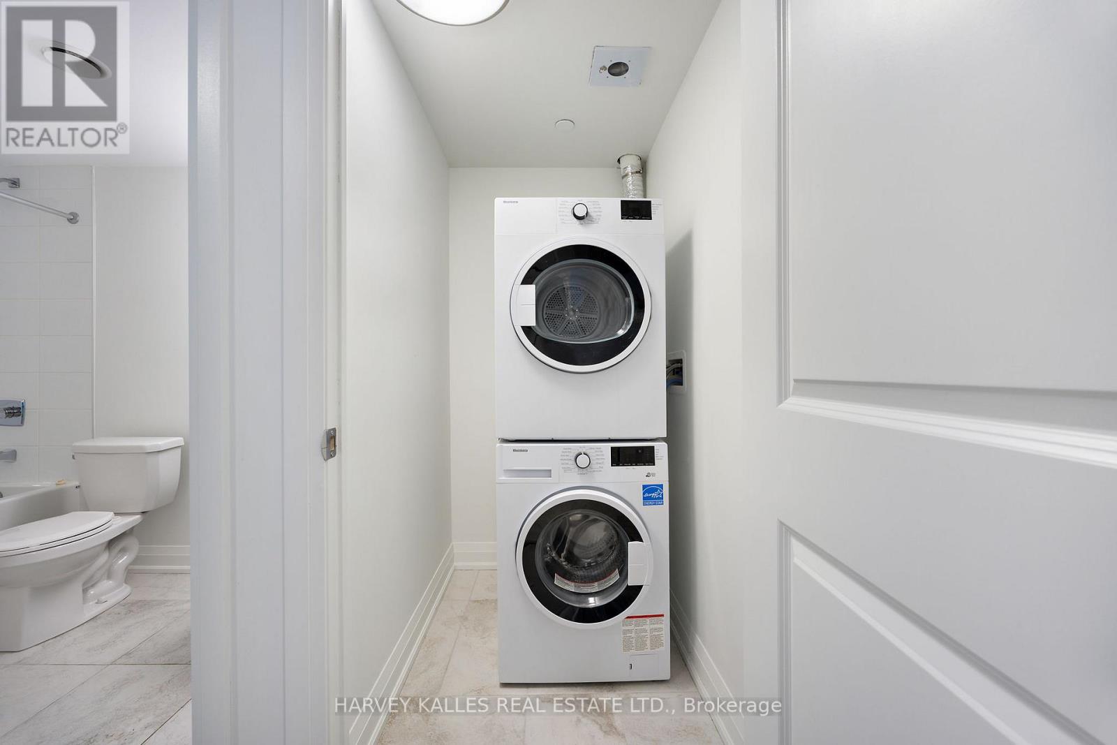 Photo 18 of 304 1400 Kingston Road, Toronto ON