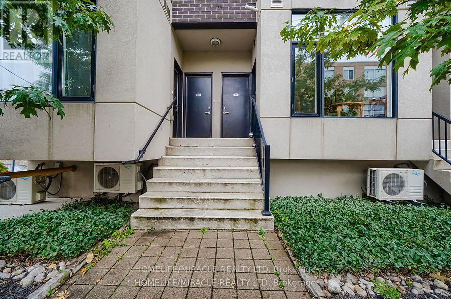 Photo 1 of 2 1331 Gerrard Street E, Toronto ON