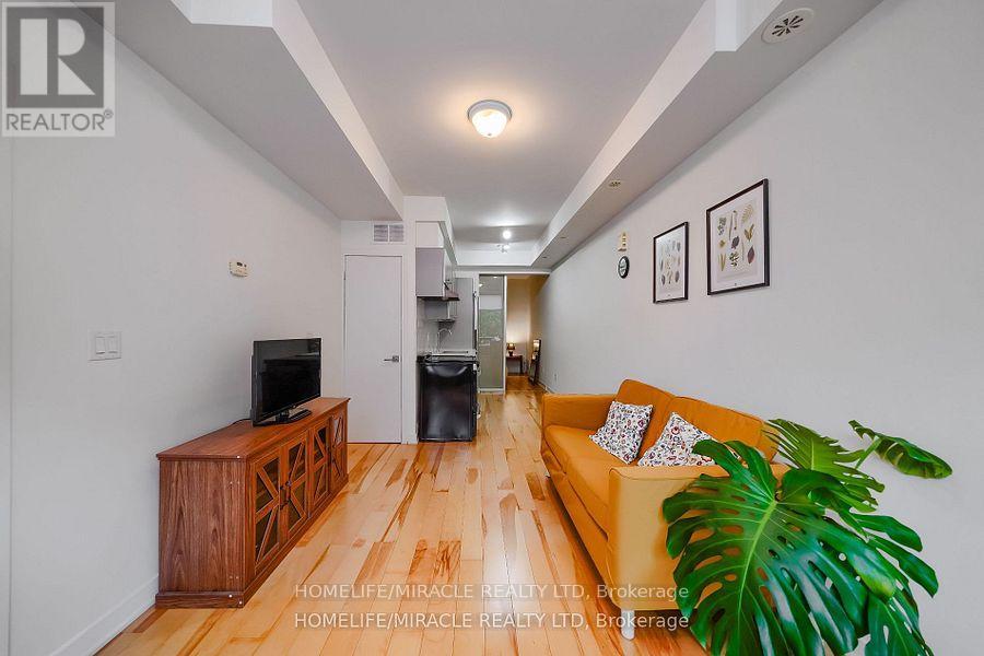 Photo 2 of 2 1331 Gerrard Street E, Toronto ON